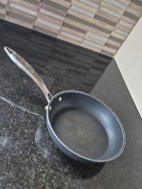 💙 Lagostina Nonstick Black Frying Pan with Stainless Handle